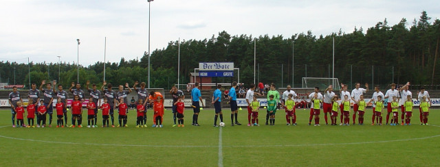Freundschaftsspiel TSV 04 Feucht - SpVgg Greuther Fürth U23  1:7 (0:4)